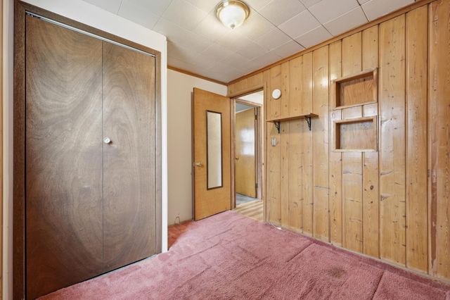 621 19th Street N, Moorhead, MN 56560