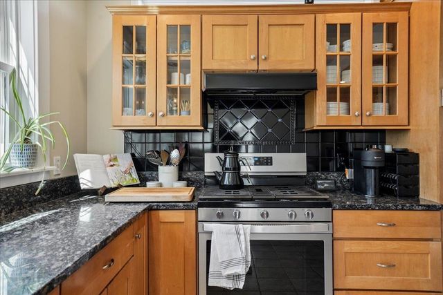 31 Auburn Street, Concord, NH 03301
