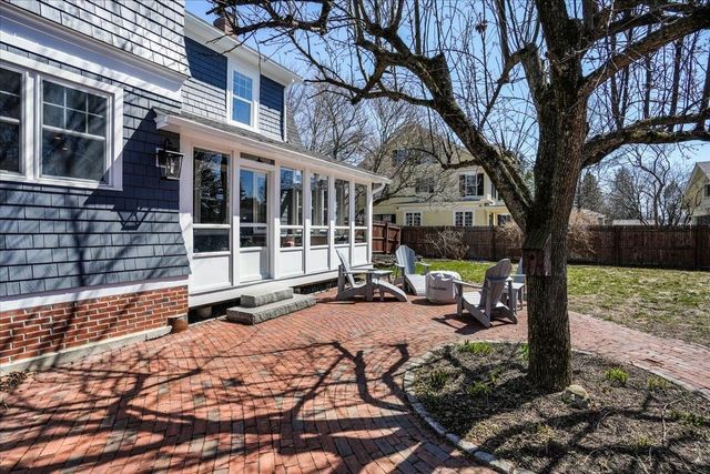 31 Auburn Street, Concord, NH 03301