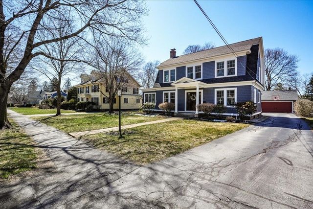 31 Auburn Street, Concord, NH 03301