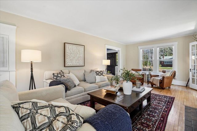 31 Auburn Street, Concord, NH 03301