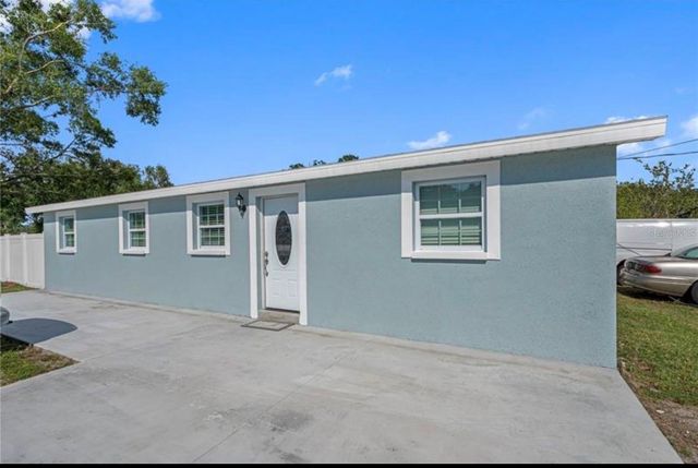 2927 W HENRY AVENUE, Tampa, FL 33614