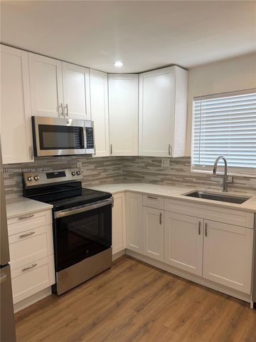 11201 NE 3rd Avenue, Miami, FL 33161