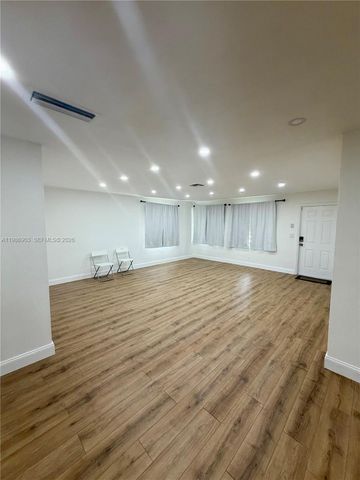 11201 NE 3rd Avenue, Miami, FL 33161