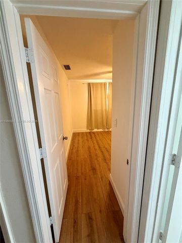 11201 NE 3rd Avenue, Miami, FL 33161
