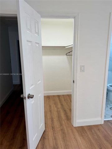 11201 NE 3rd Avenue, Miami, FL 33161
