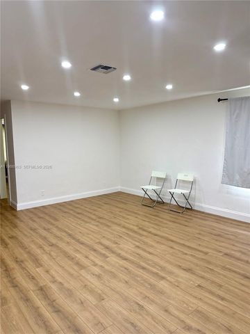 11201 NE 3rd Avenue, Miami, FL 33161