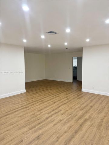 11201 NE 3rd Avenue, Miami, FL 33161