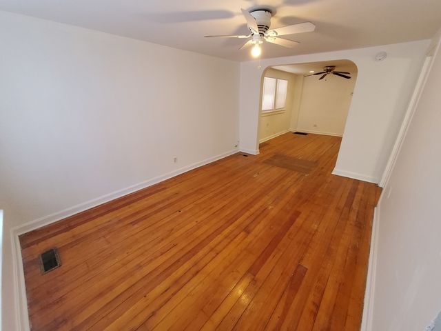 3707 W Mclean Avenue, Chicago, IL 60647