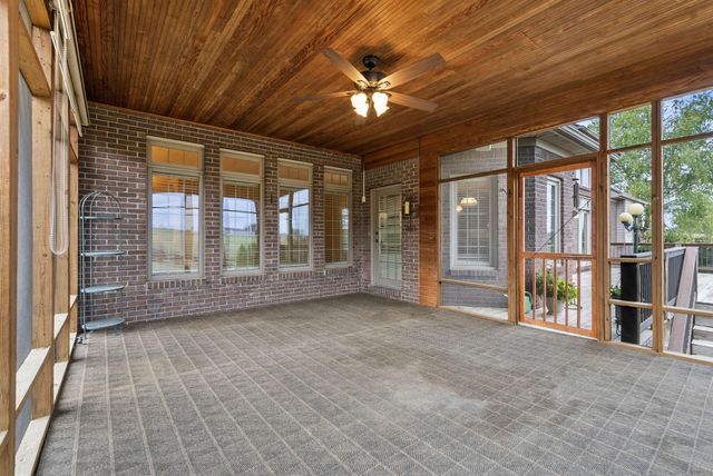 117 Lake Point Drive, Richmond, KY 40475