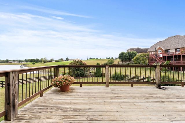117 Lake Point Drive, Richmond, KY 40475