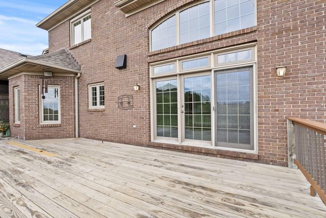 117 Lake Point Drive, Richmond, KY 40475