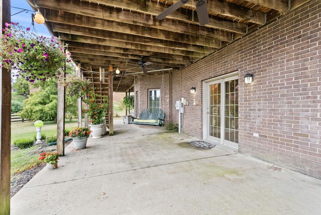 117 Lake Point Drive, Richmond, KY 40475