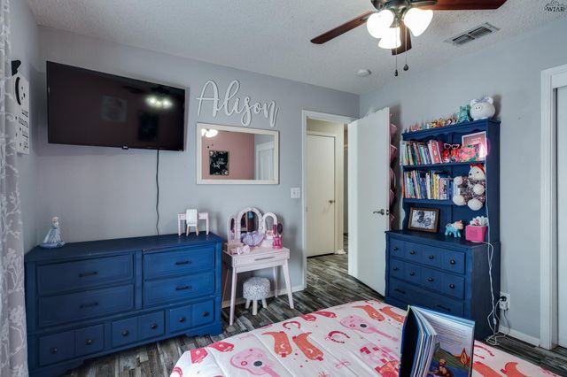 5306 LONG LEAF DRIVE, Wichita Falls, TX 76310