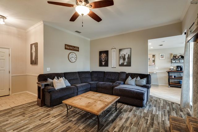 5306 LONG LEAF DRIVE, Wichita Falls, TX 76310