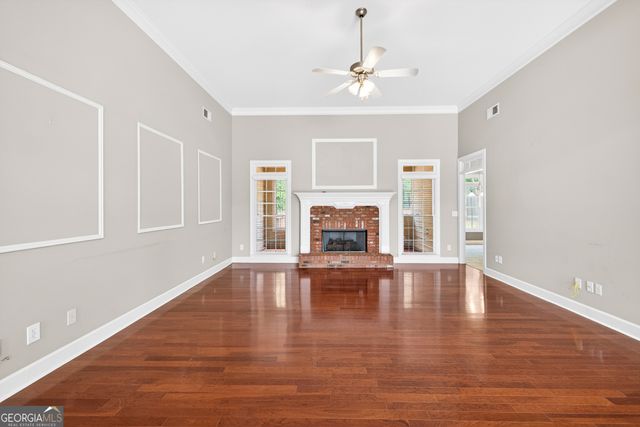 564 Richmond Place, Loganville, GA 30052