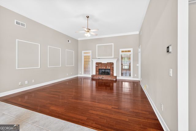 564 Richmond Place, Loganville, GA 30052