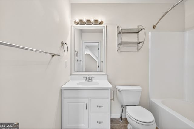 564 Richmond Place, Loganville, GA 30052