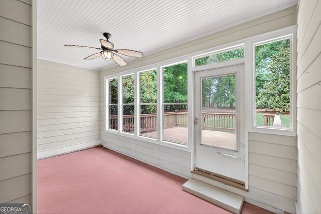 564 Richmond Place, Loganville, GA 30052