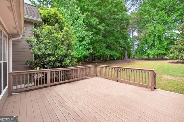 564 Richmond Place, Loganville, GA 30052
