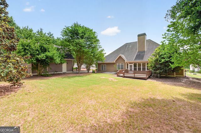 564 Richmond Place, Loganville, GA 30052