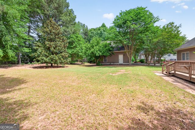 564 Richmond Place, Loganville, GA 30052