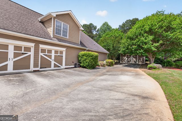 564 Richmond Place, Loganville, GA 30052
