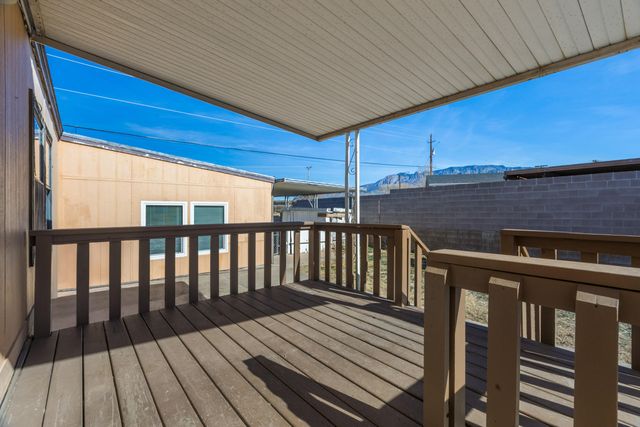 6732 San Bernardino Avenue NE, Albuquerque, NM 87109