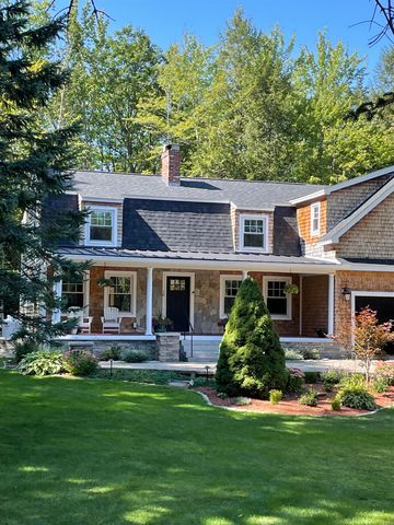 16 Hampshire Drive, Gilford, NH 03249