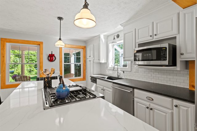 16 Hampshire Drive, Gilford, NH 03249