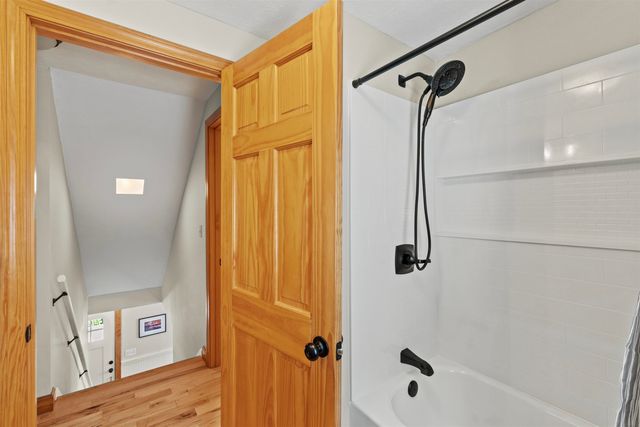 16 Hampshire Drive, Gilford, NH 03249