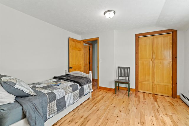 16 Hampshire Drive, Gilford, NH 03249