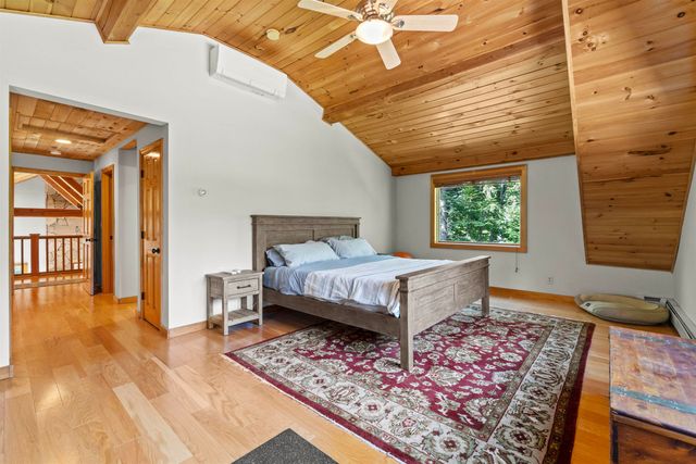 16 Hampshire Drive, Gilford, NH 03249