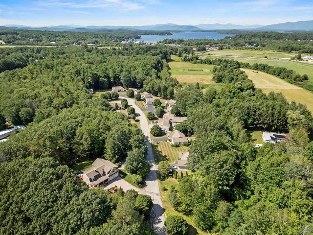 16 Hampshire Drive, Gilford, NH 03249