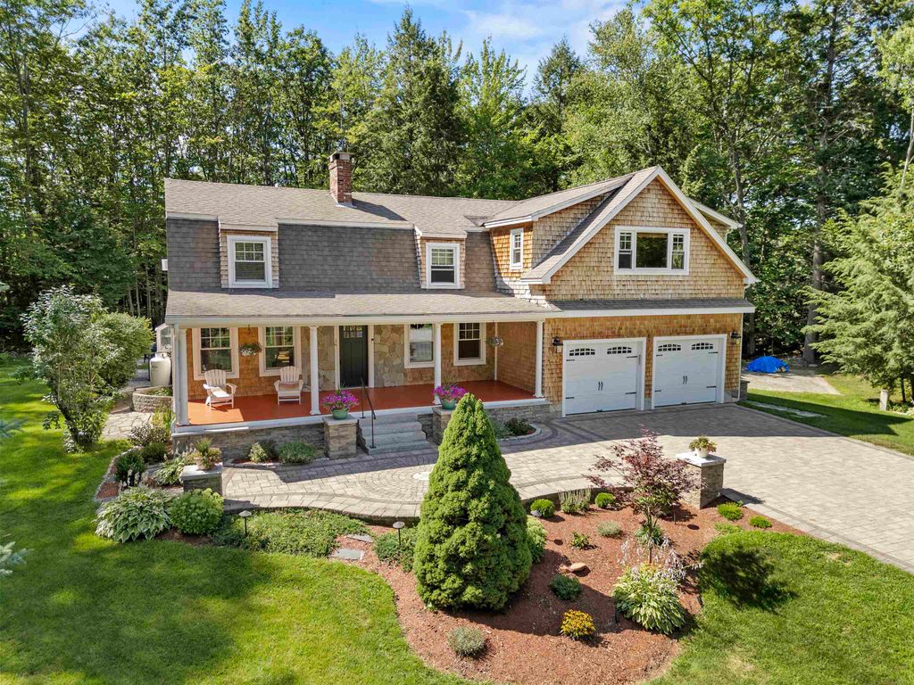 16 Hampshire Drive, Gilford, NH 03249