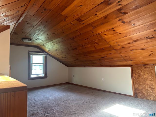 634 East Street North, Suffield, CT 06078