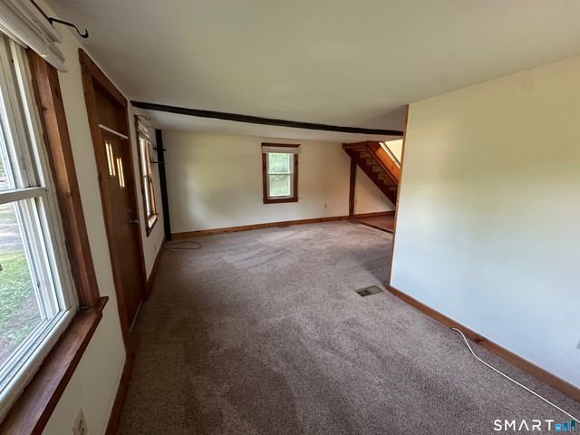 634 East Street North, Suffield, CT 06078