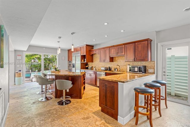 3317 NE 16th Court, Fort Lauderdale, FL 33305