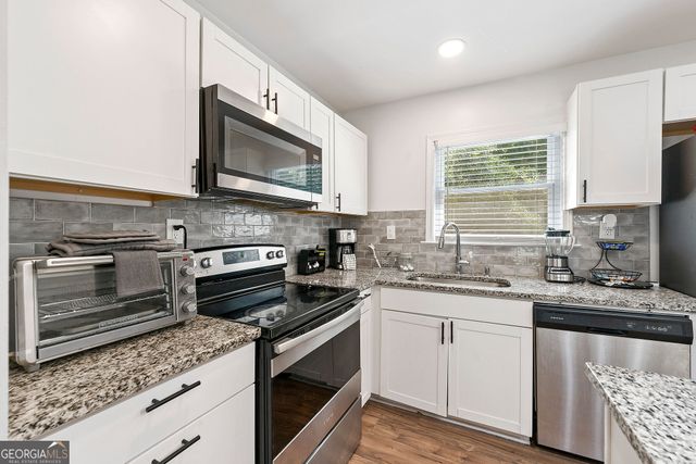 5989 Bowden Street, Austell, GA 30106