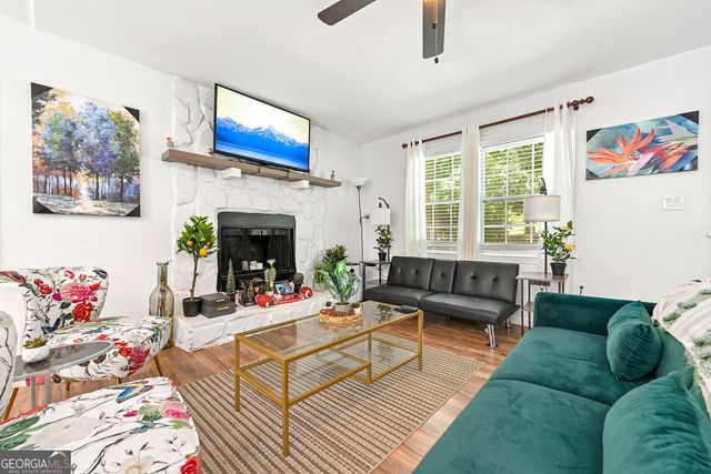 5989 Bowden Street, Austell, GA 30106