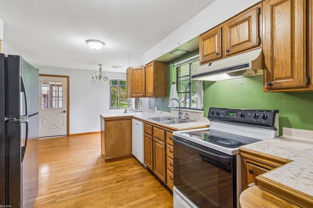 3000 W Water Street, Port Huron, MI 48060