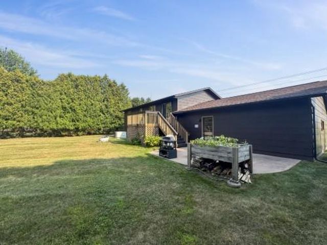 18748 50th Avenue, Chippewa Falls, WI 54729