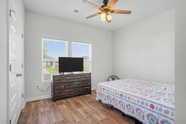 212 Warner Crossing Way, Loris, SC 29569
