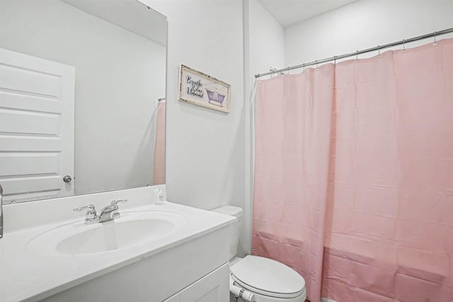 212 Warner Crossing Way, Loris, SC 29569
