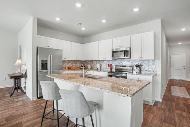 212 Warner Crossing Way, Loris, SC 29569