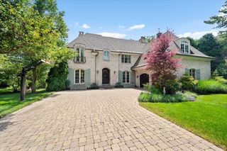 1235 Longmeadow Lane, Glencoe, IL 60022
