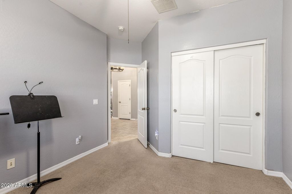 Image 25 of property listing at 12229 W OCOTILLO Lane, El Mirage, AZ 85335