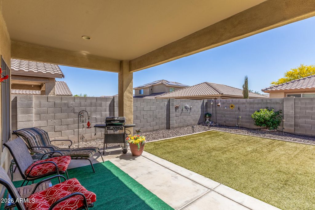 Image 29 of property listing at 12229 W OCOTILLO Lane, El Mirage, AZ 85335