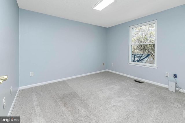 211 AMY CT, Sterling, VA 20164