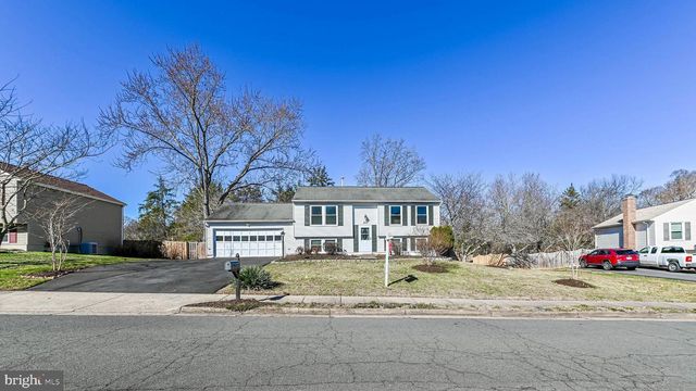 211 AMY CT, Sterling, VA 20164